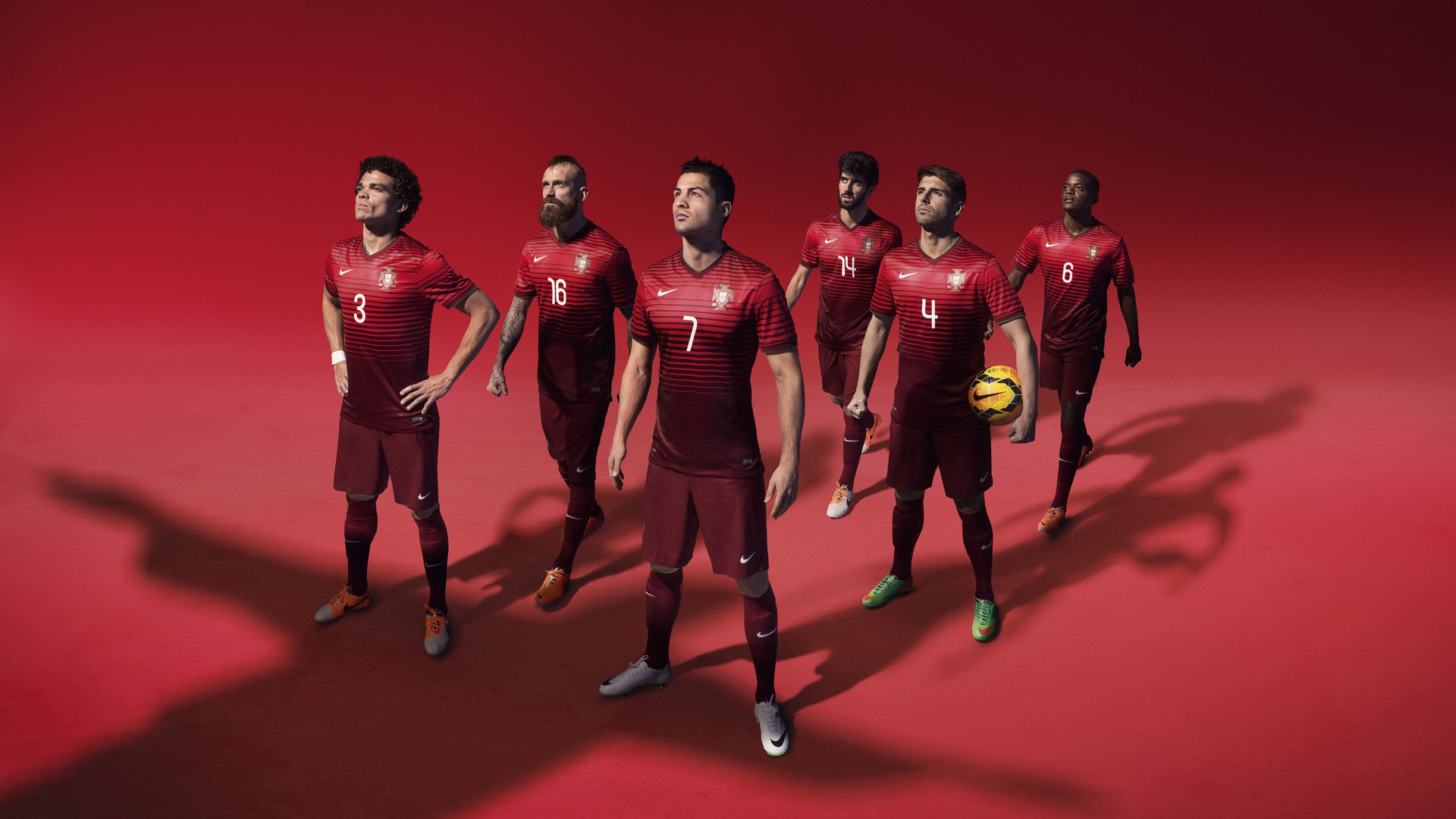 “乔丹的威严：篮球之神的职业生涯巅峰”，乔丹是篮球界最强吗