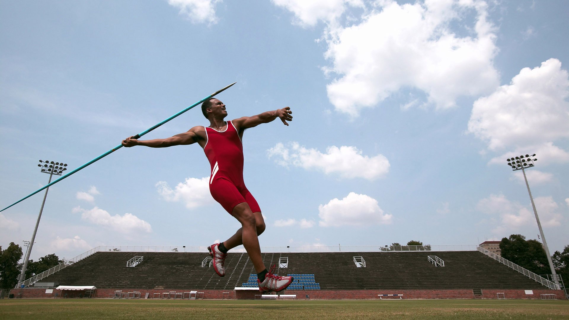 “青训联盟签署战略合作协议，打造国家足球梯队”，2020全国青训联盟杯足球邀请赛